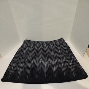 Athleta monarch geo print tech Black & Gray Mini Pencil Skirt fleece lined Sz S